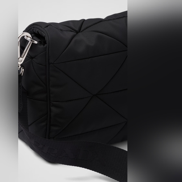 PRADA Padded Re-Nylon shoulder bag Re Edition Puffer Crossbody - Picture 7 of 8